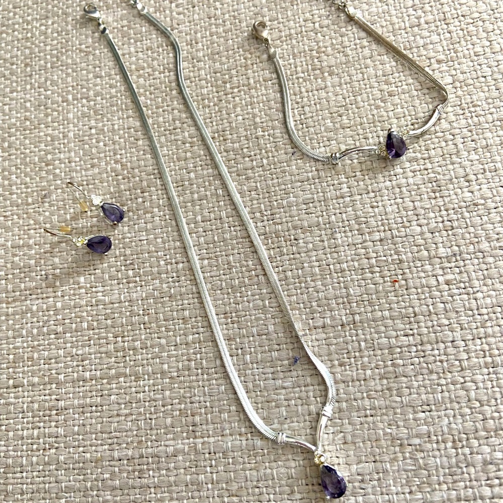 Fashion Jewelry - Necklace, Bracelet and Earrings Set